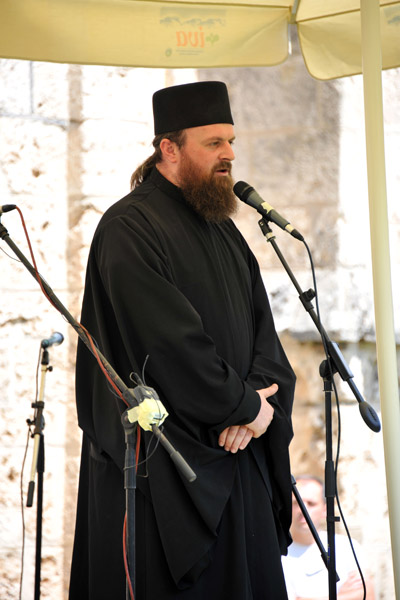 Serbian Orthodox priest addressing the festival