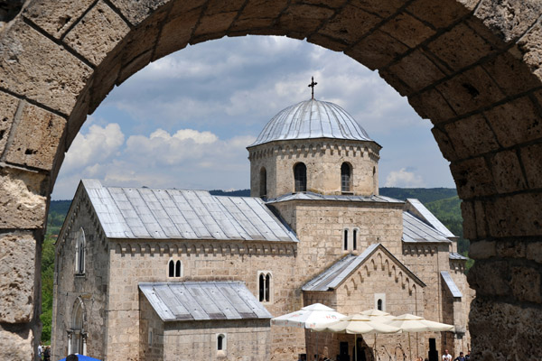 Gradac Monastery through the old gate