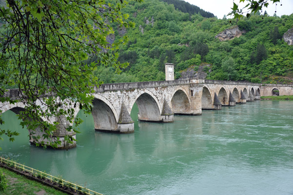 The 179.5m Ottoman bridge at Višegrad is comprised of 11 stone arches