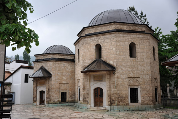 Mausoleums on the around the courtyard of the Gazi Husrev-beg Mosque