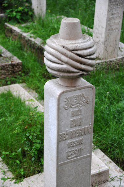 Modern Ottoman-style tombstone, 2008