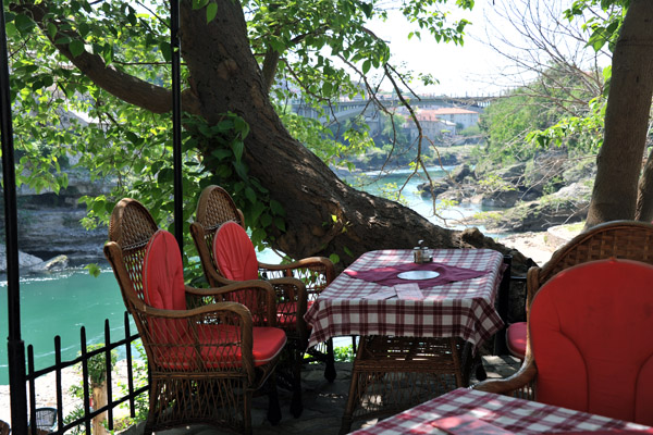 Shady caf by the river, Mostar