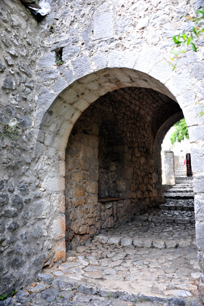 Gate to the old city of Počitelj