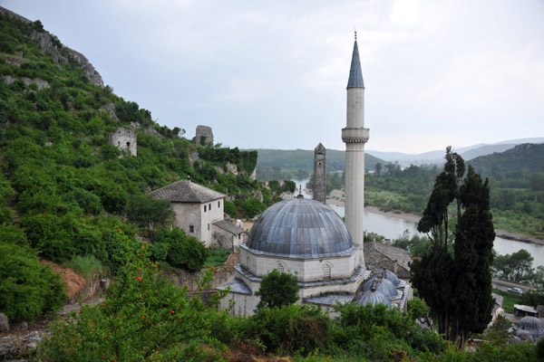 Climing up to the Citadel for views of Počitelj