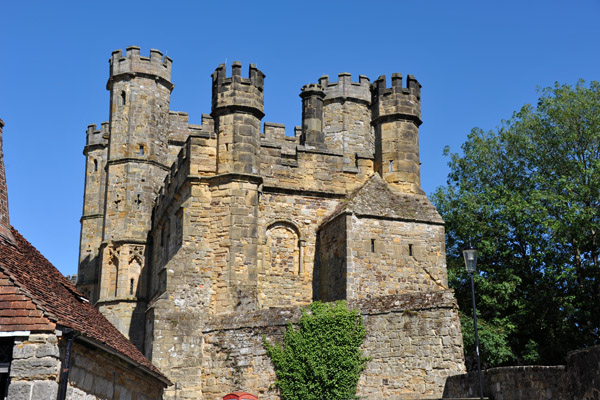 Gatehouse, Battle Abbey