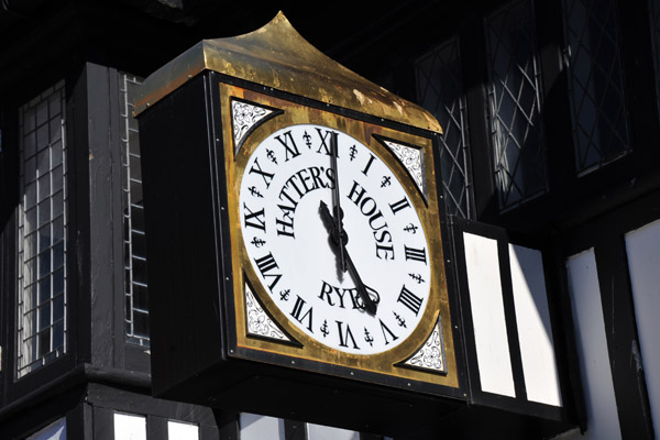 Clock of the Hatter's House, Rye