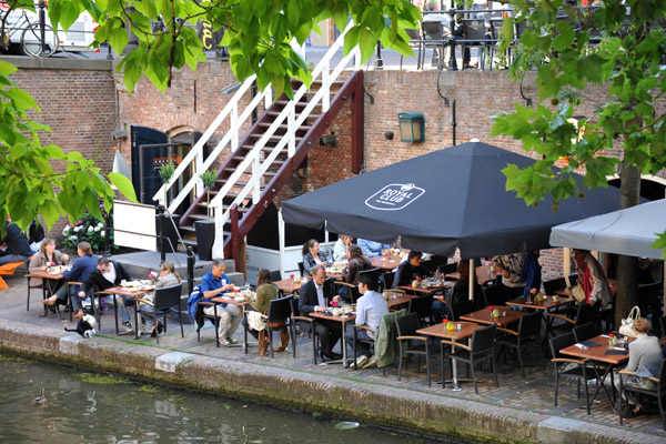 Canalside dining, Oudegracht, Utrecht