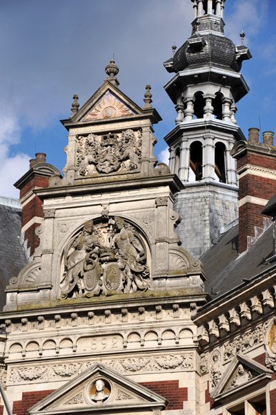 Utrecht University Hall, Domplein