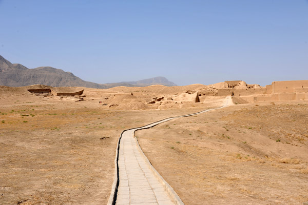 Pathway leading across the center of the archaeological area