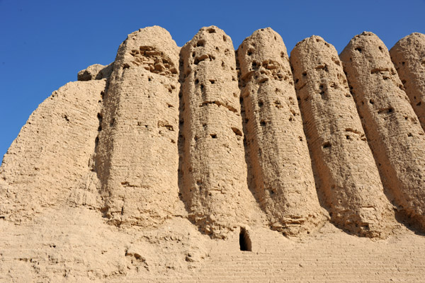 Corrugated walls of the Kyz Kalas of Merv are unique in Central Asia