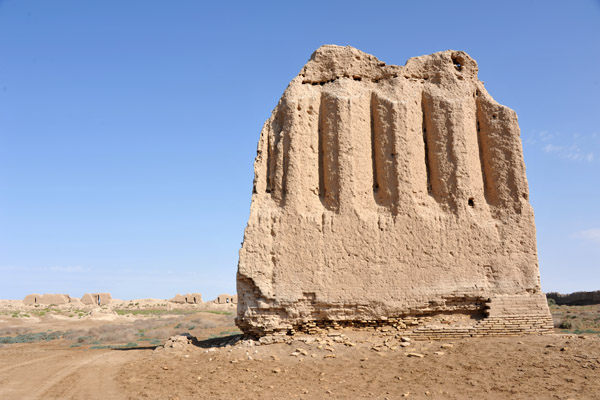 Kepderihana or Kaftar Khana (pigeon house) - one of the more substantial ruins in the Shahryar Ark