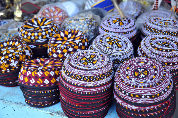 Turkmen caps, Trkmenabat Bazar