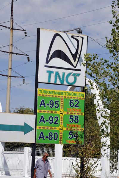 Cheap gas - 16 eurocent per liter (83 US cents a gallon)