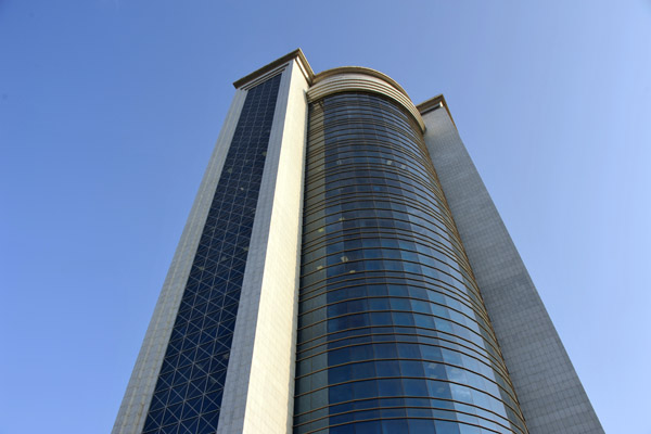 The central tower of the Paytagt Shopping Center at the NE corner of the Independence Monument Park