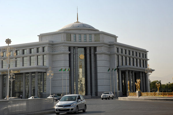 Hotel Nissa (Nusa Myhmanhanasy) Neutrality Square, Ashgabat