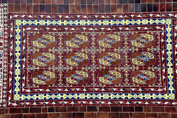 Tiles in the style of Turkmen carpets - Lenin Square