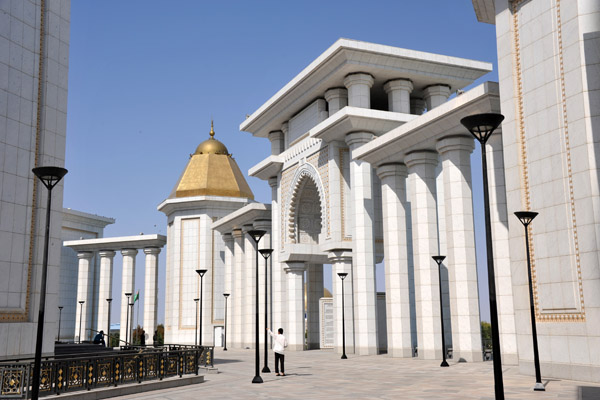 Arcade around the main prayer hall, Kipchak Grand Mosque
