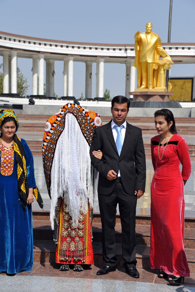 Turkmenistan wedding photo