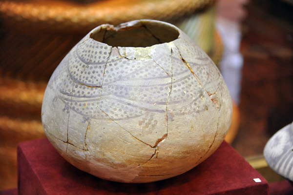 Ceramic vessel 6000-4000 BC