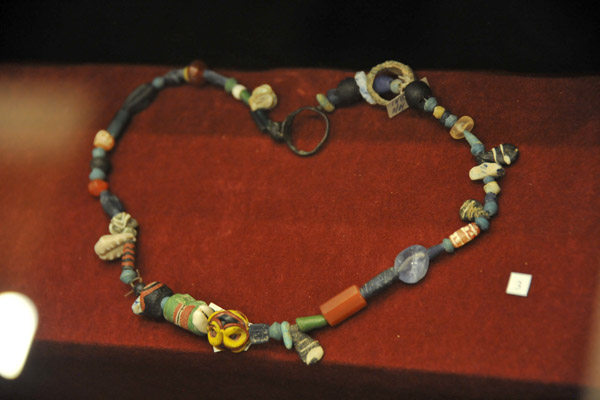 Stone and glass bead necklace, 3000-2000 BC