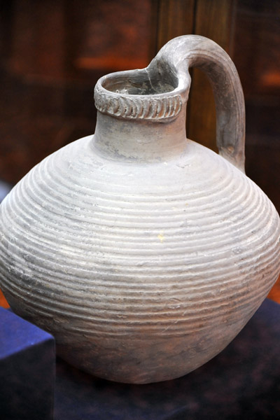 Ceramic vessel, 19th C.
