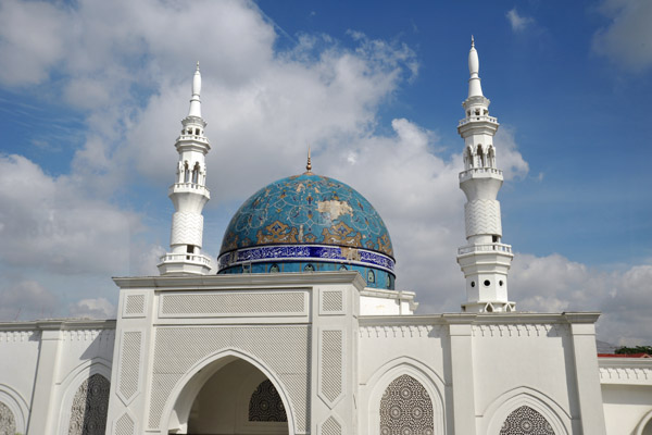 Al-Bukhary Mosque with a peeling painted dome rather than tiles