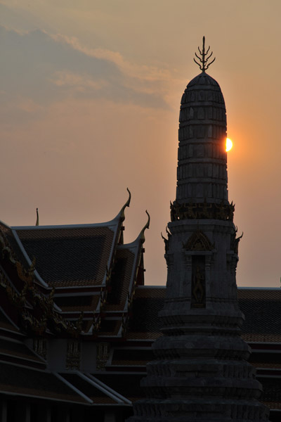 Sunset - Wat Pho
