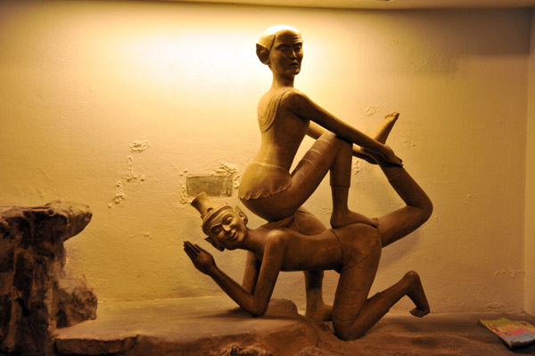 Massage sculpture, Wat Pho