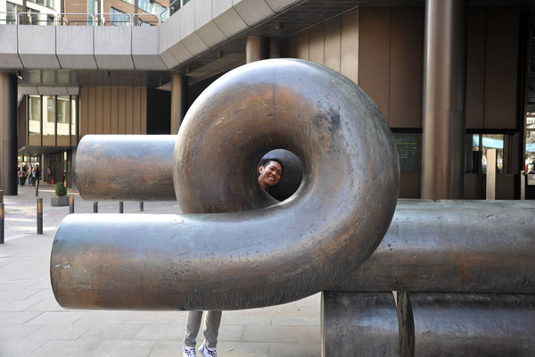 Sculpture at the Deutsche Bundesbank, Hamburg