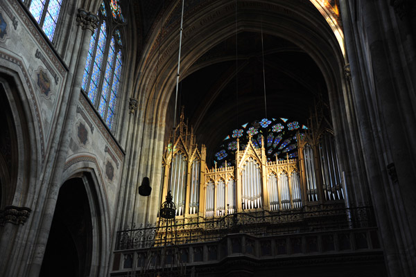 Organ and Rose Window of the Votivkirche