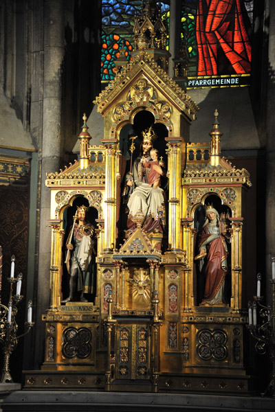 Votivkirche - side chapel altar