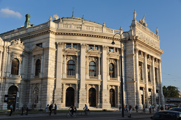 Burgtheater (Imperial Court Theater) - Universitätsring