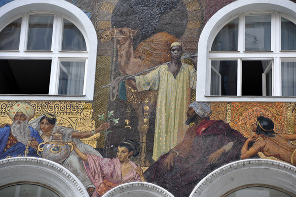 Mosaic façade of the former Hotel Meissl & Schadn, Kärtnerstr. 16, Wien