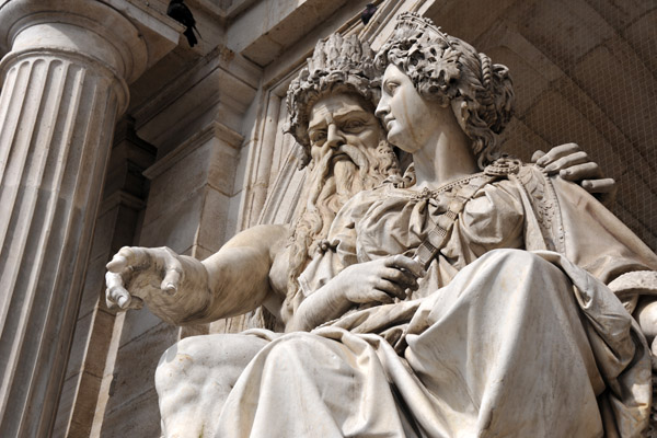 Danubius fountain - Albrechtsbrunnen, Albertina