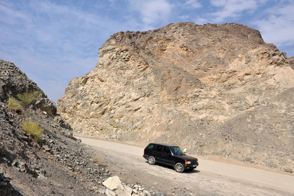 The road to Hatta Pools - passable in a regular car