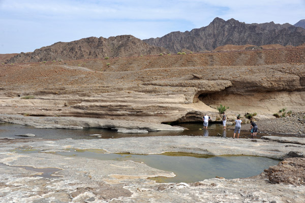 The main area of Hatta Pools above the canyon