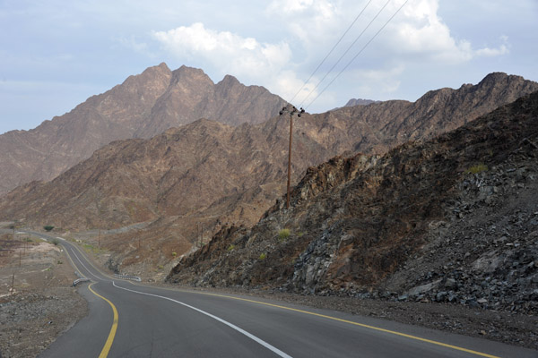 More and more of these former Off-Road routes in Oman are being paved