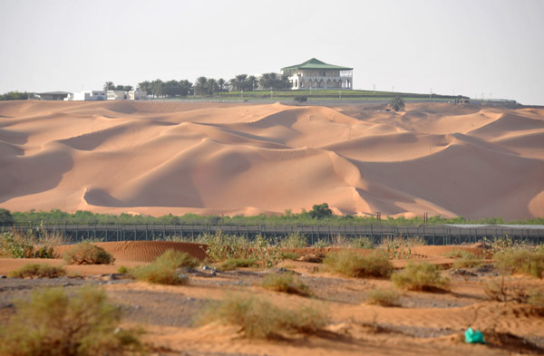 Beyond the UAE border fence, a palace on a dune, Shwaib - UAE