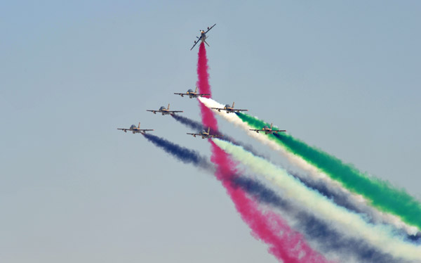 UAE Air Force - Al Fursan with the colors of the UAE flag