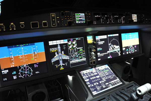 Bombardier CSeries cockpit
