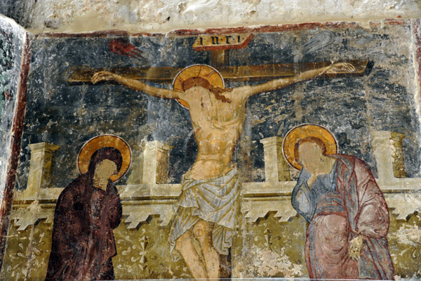 Wall fresco of the Crucifixion, the only feature of interest inside Kolossi