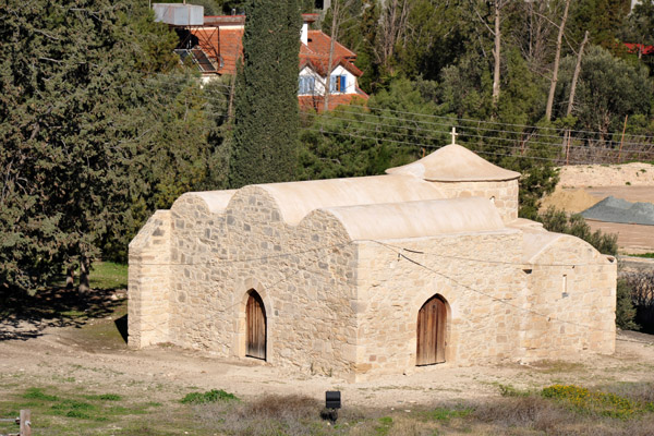 A stout chapel next to Kolossi Castle