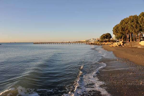 The not-exactly-beautiful-white-sand-beaches of Limmasol