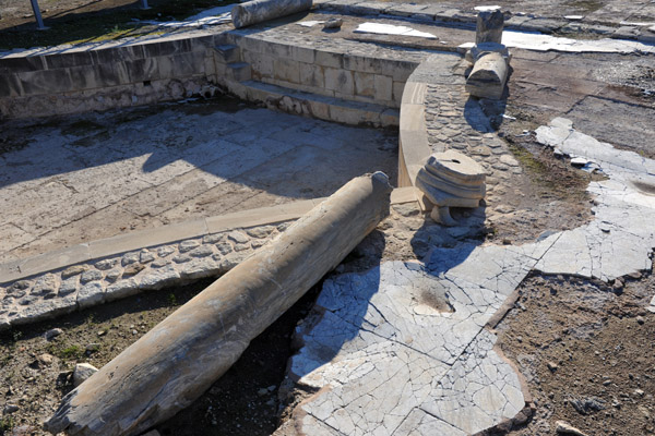 Hexagonal basin, Kourion - 200-365 AD