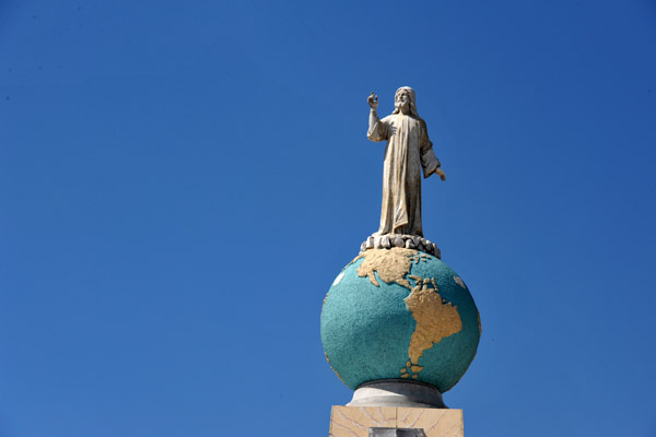 Monumento al Divino Salvador Del Mundo, San Salvador