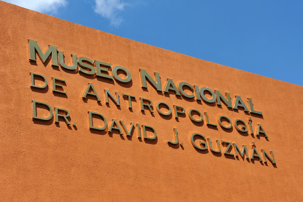 Museo Nacional de Antropologia Dr. David J. Guzmán
