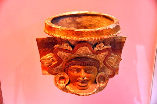 Incense burner from Teotihuacan (Mexico) found at Tazumal, Classic period