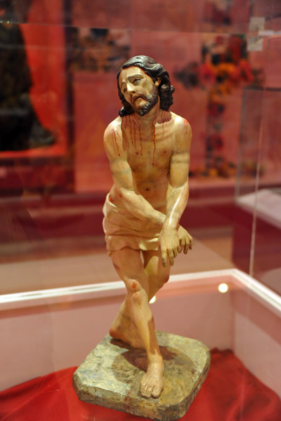 Captive Jesus carved in polychrome wood