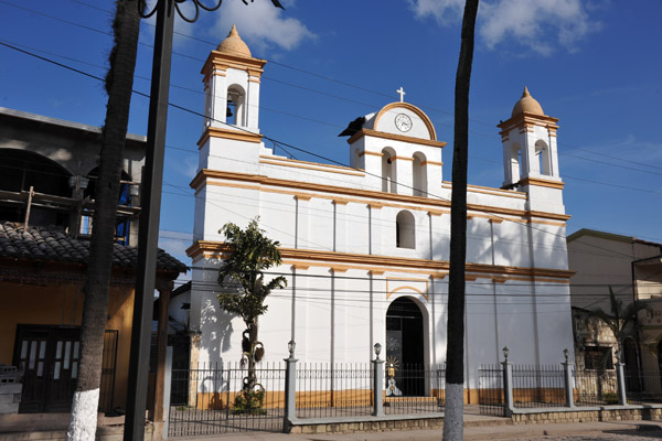 Parque Central & Church, Copan Ruinas