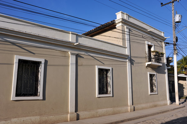 Sturdy colonial architecture, Copan Ruinas